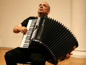 Dr.William Schimmel