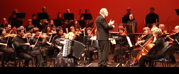 Mary Tokarski and the Auckland Symphony Orchestra